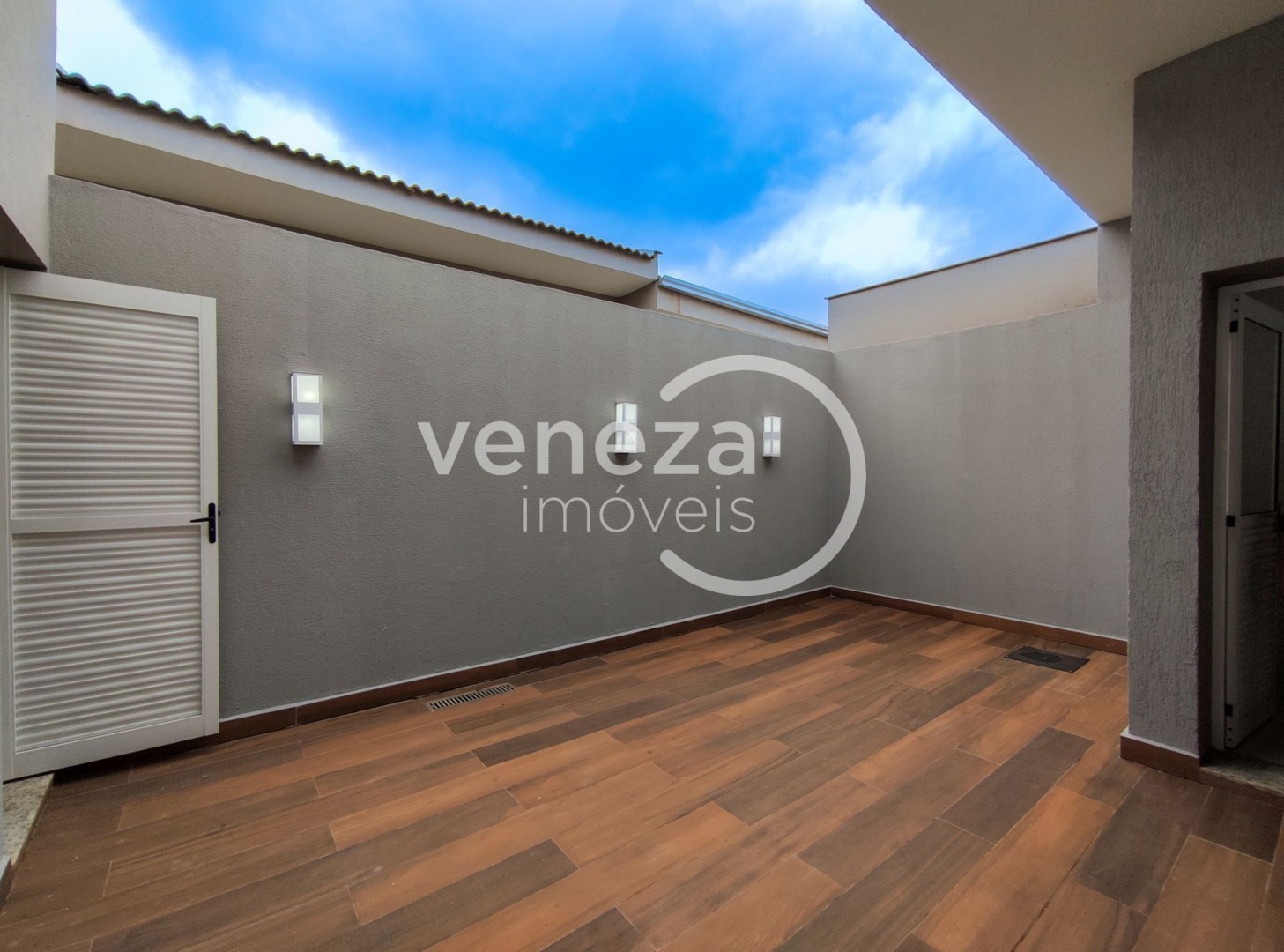 Casa Residencial para venda no bairro Industrial de Londrina - Foto 14