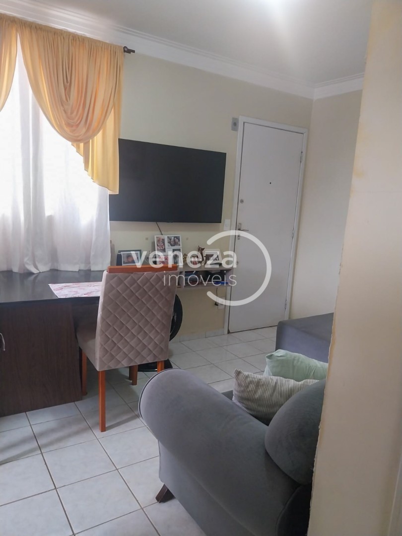 Apartamento para venda no Nova Olinda em Londrina com 51,22m² por R$ 155.000