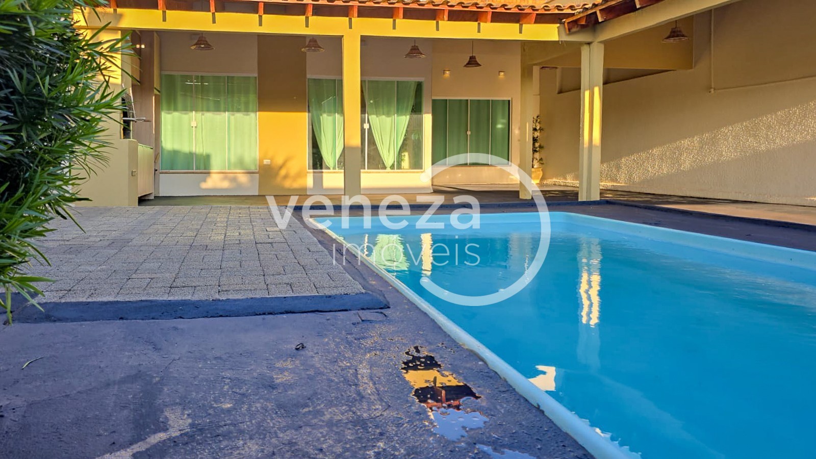 Casa Residencial para venda no bairro Jardim Barra Forrest de Londrina - Foto 4