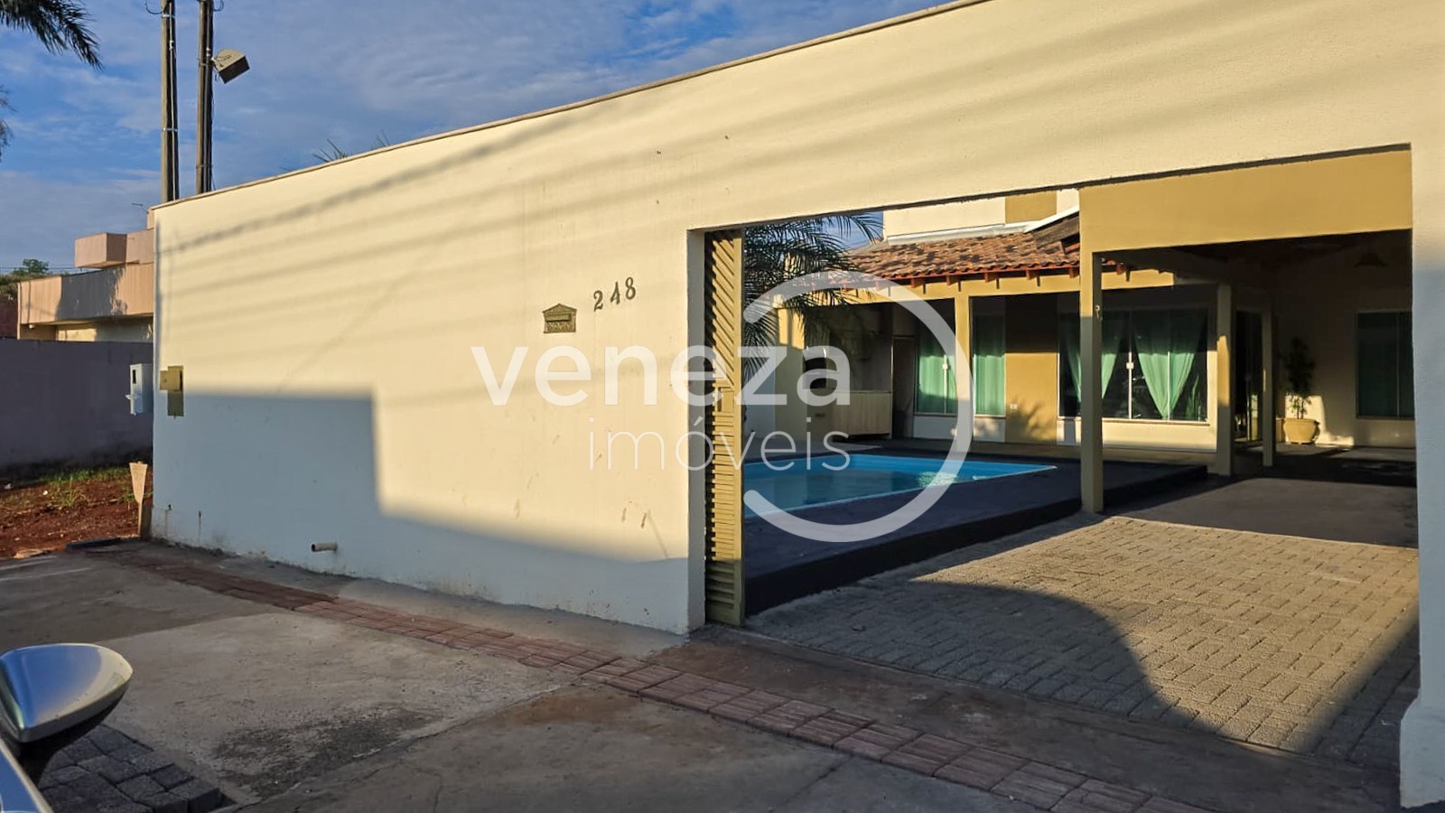 Casa Residencial para venda no Jardim Barra Forrest em Londrina com 266,82m² por R$ 530.000 - Foto 1