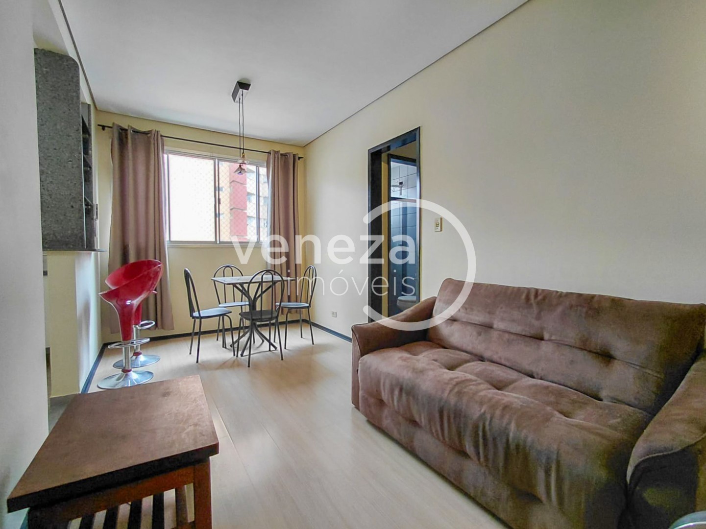 Apartamento para locacao no Centro em Londrina com 55m² por R$ 1.680