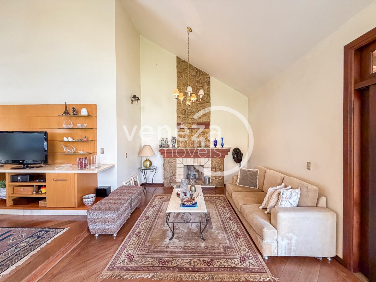 Casa Residencial para venda no Jardim Sao Jorge em Londrina com 600m² por R$ 7.000.000 - Foto 2