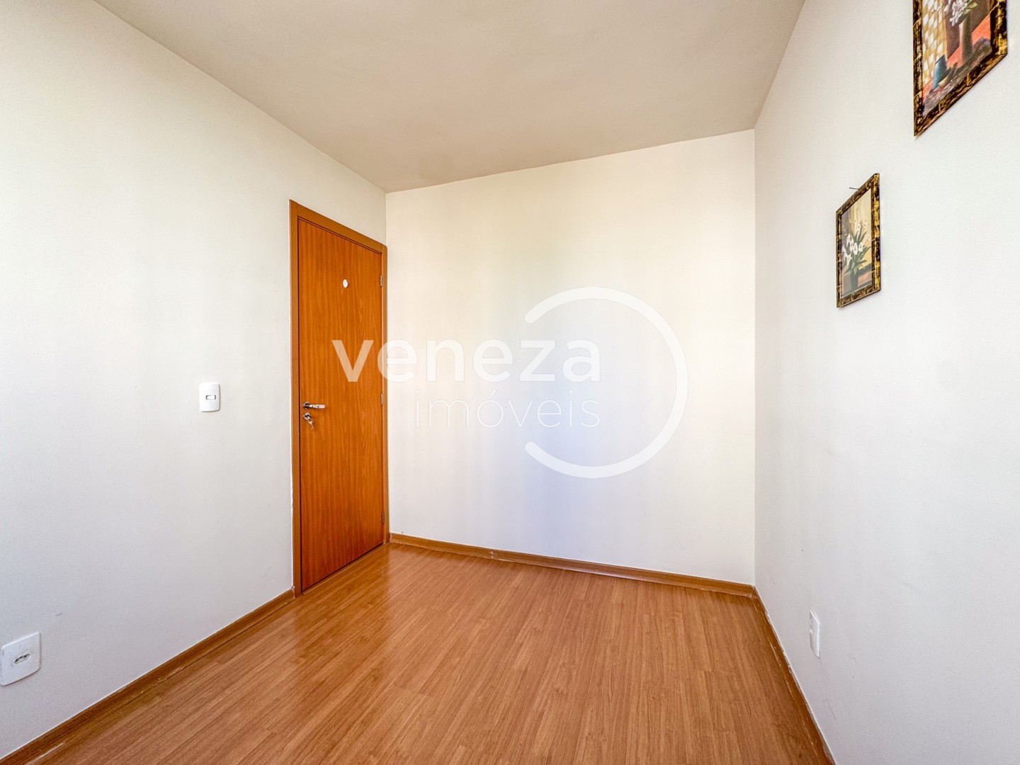 Apartamento para locação no bairro Gleba Ribeirao Limeiro de Londrina - Foto 13