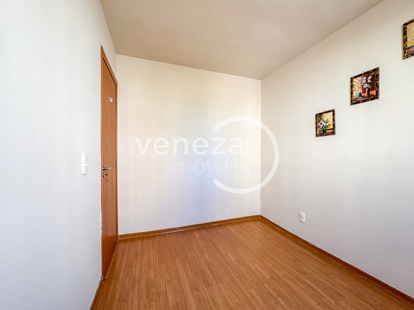 Apartamento para locação no bairro Gleba Ribeirao Limeiro de Londrina - Foto 14