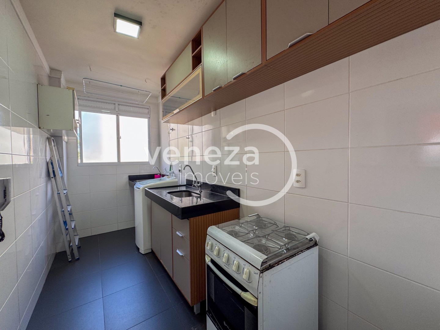Apartamento para locação no bairro Gleba Ribeirao Limeiro de Londrina - Foto 16