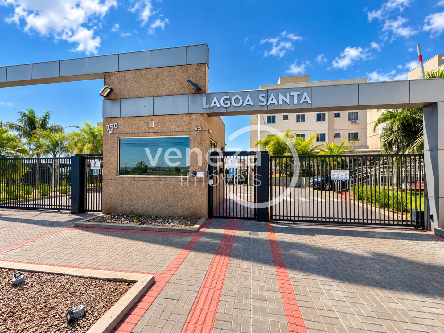 Apartamento para locacao no Gleba Ribeirao Limeiro em Londrina com 86m² por R$ 1.250