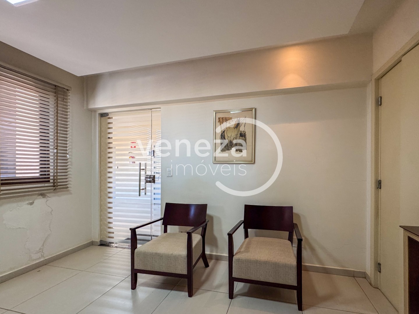 Sala para venda no Vila Ipiranga em Londrina com 77,2m² por R$ 510.000 - Foto 2