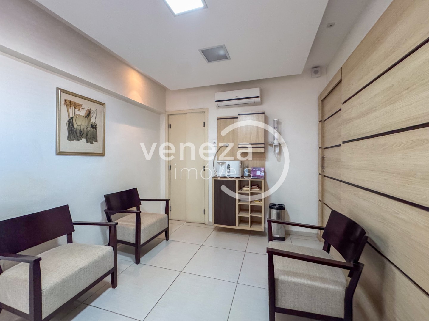 Sala para venda no bairro Vila Ipiranga de Londrina - Foto 8
