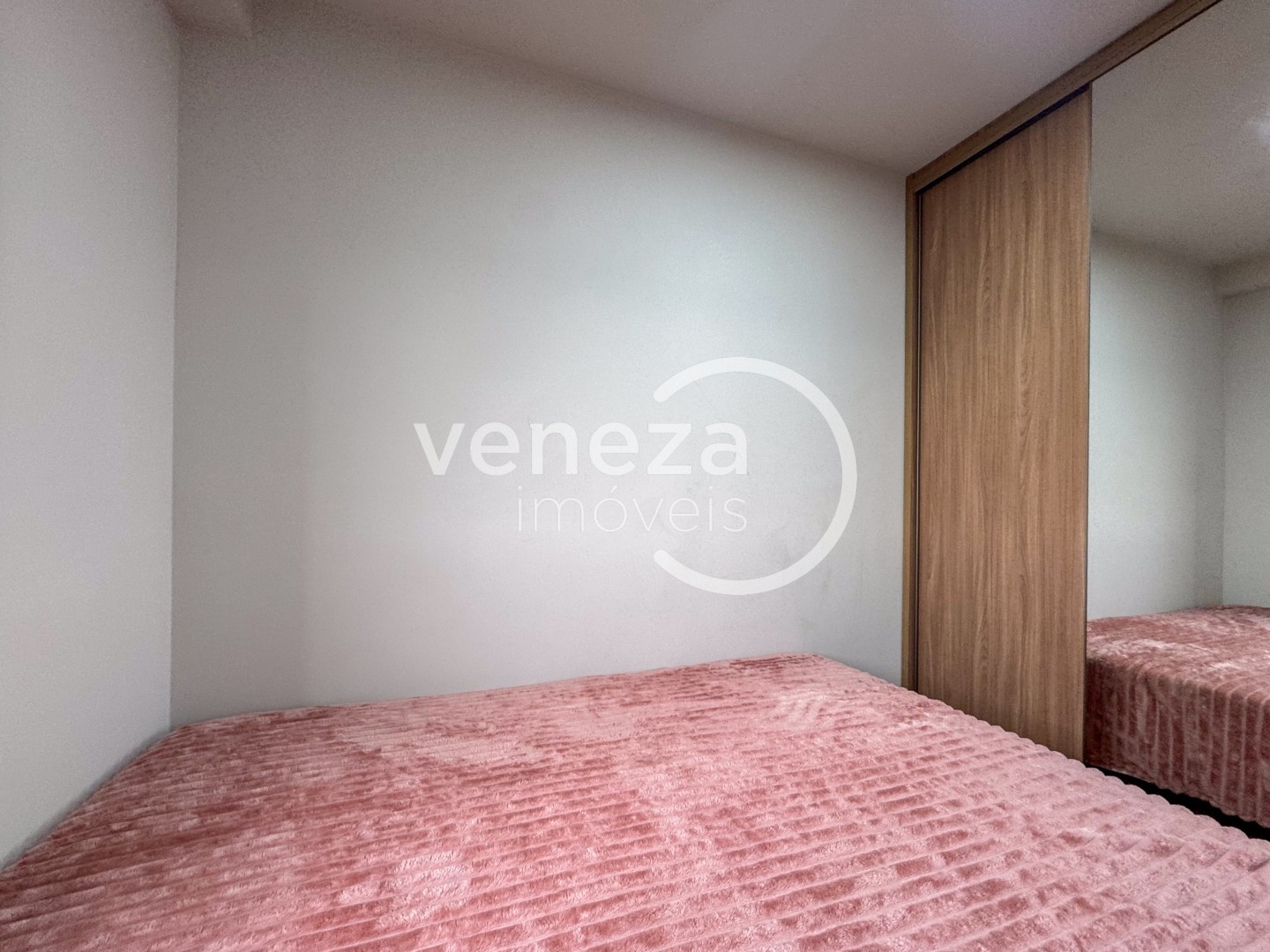 Apartamento para venda no bairro Vale dos Tucanos de Londrina - Foto 15