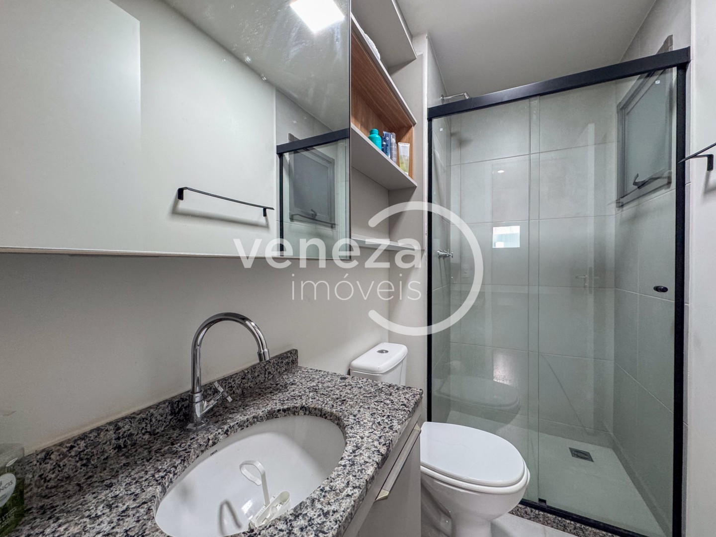 Apartamento para venda no bairro Vale dos Tucanos de Londrina - Foto 31