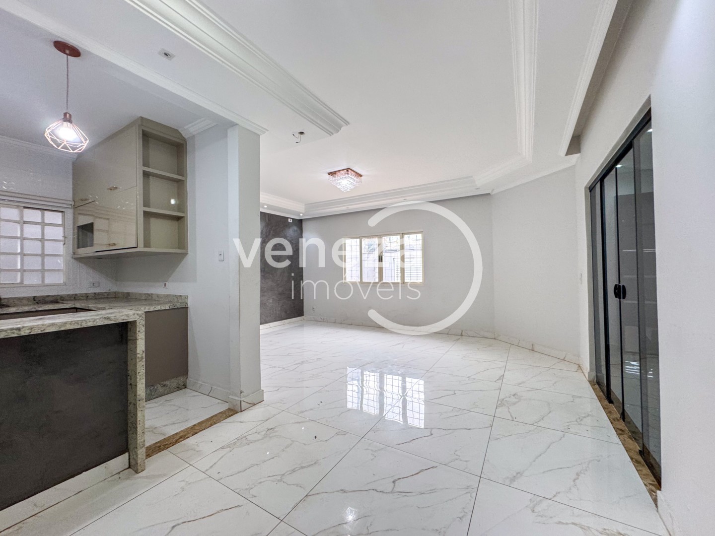 Casa Residencial para locação no bairro Jardim Campos Verdes de Londrina - Foto 6