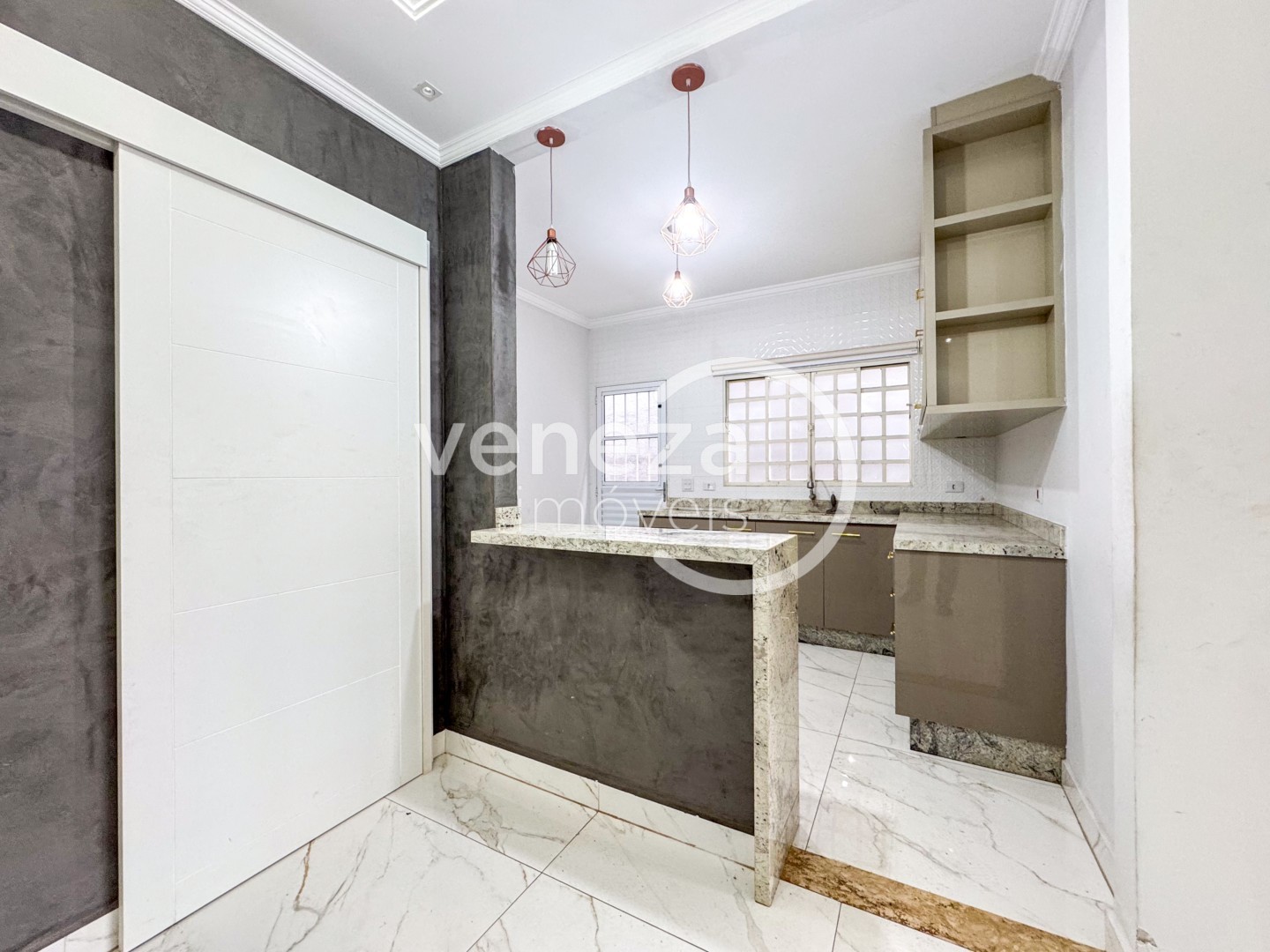 Casa Residencial para locação no bairro Jardim Campos Verdes de Londrina - Foto 17