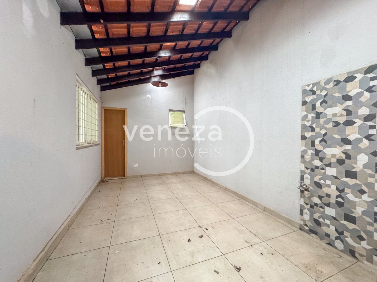 Casa Residencial para locação no bairro Jardim Campos Verdes de Londrina - Foto 22