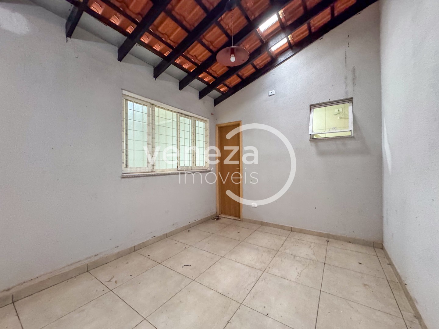 Casa Residencial para locação no bairro Jardim Campos Verdes de Londrina - Foto 23