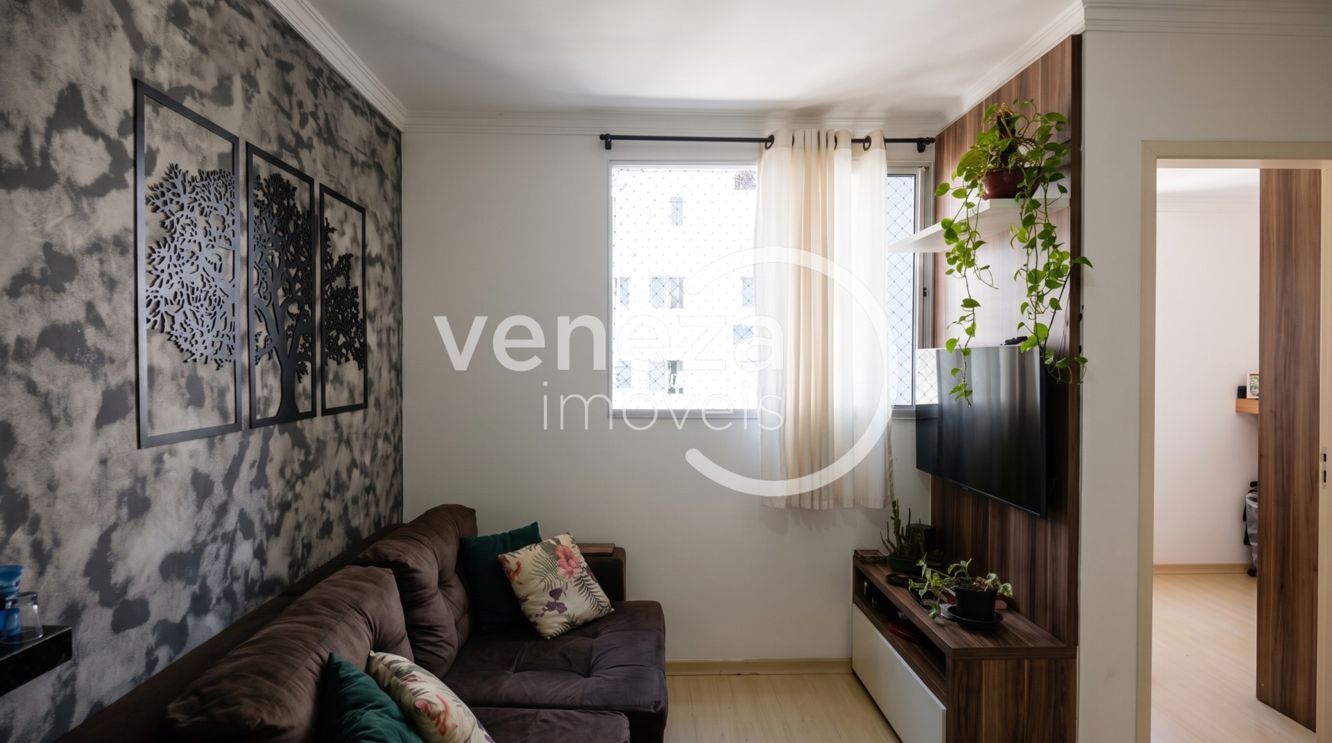Apartamento para venda no Gleba Palhano em Londrina com 78,01m² por R$ 280.000