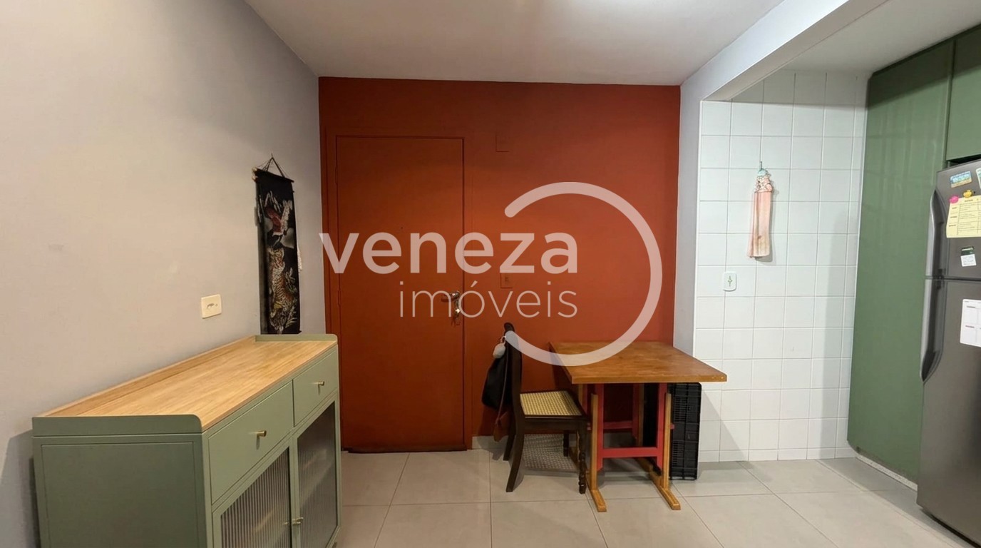 Apartamento para venda no Vila Filipin em Londrina com 109,73m² por R$ 330.000 - Foto 3