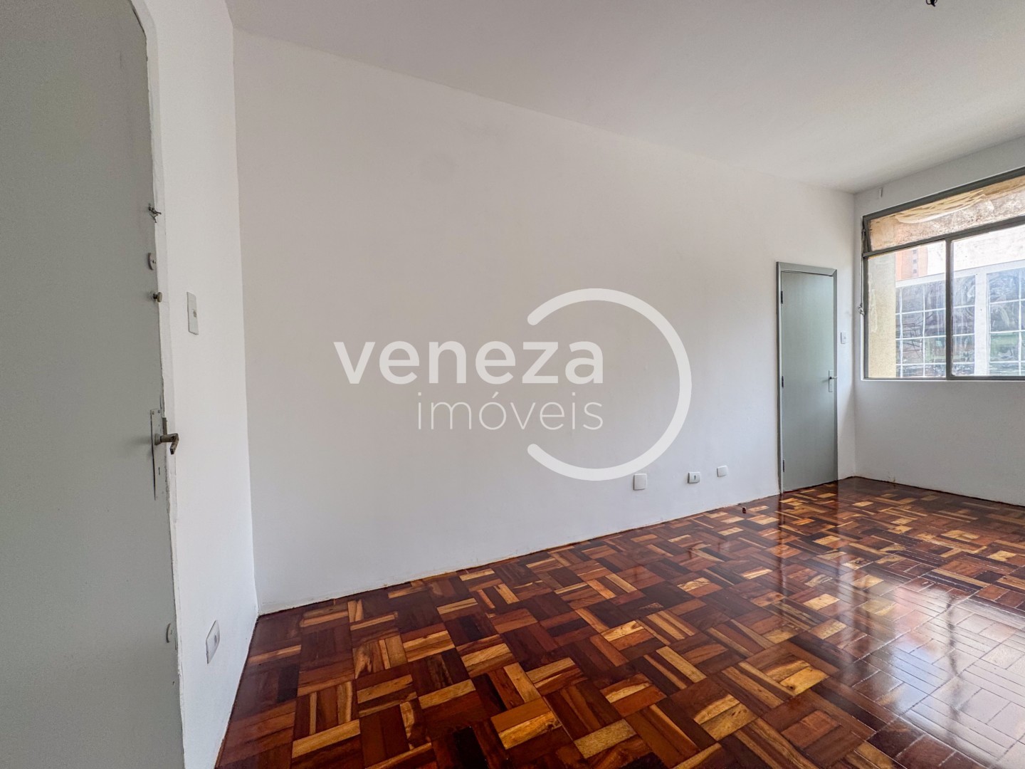 Sala para locação no bairro Centro de Londrina - Foto 7