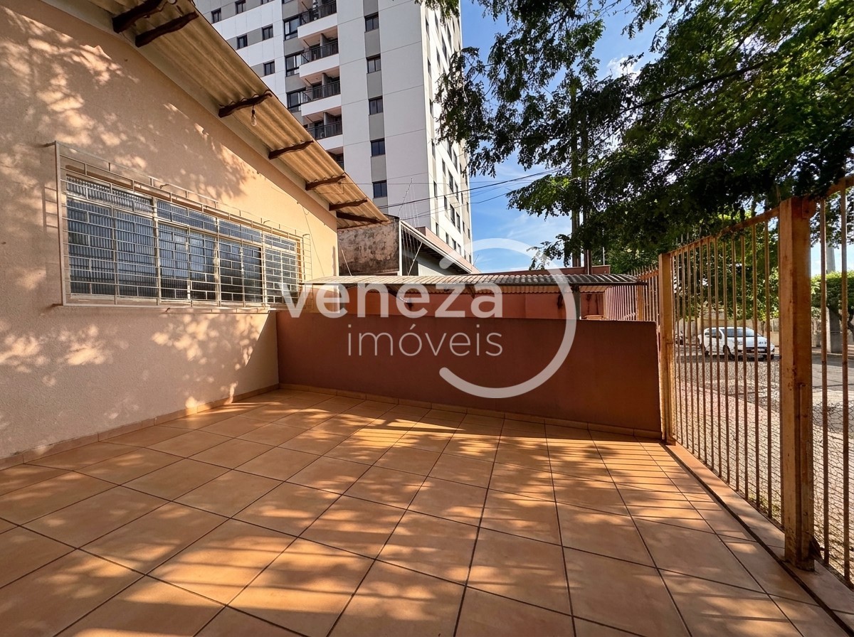 Casa Residencial para venda no Veraliz em Londrina com 300m² por R$ 500.000