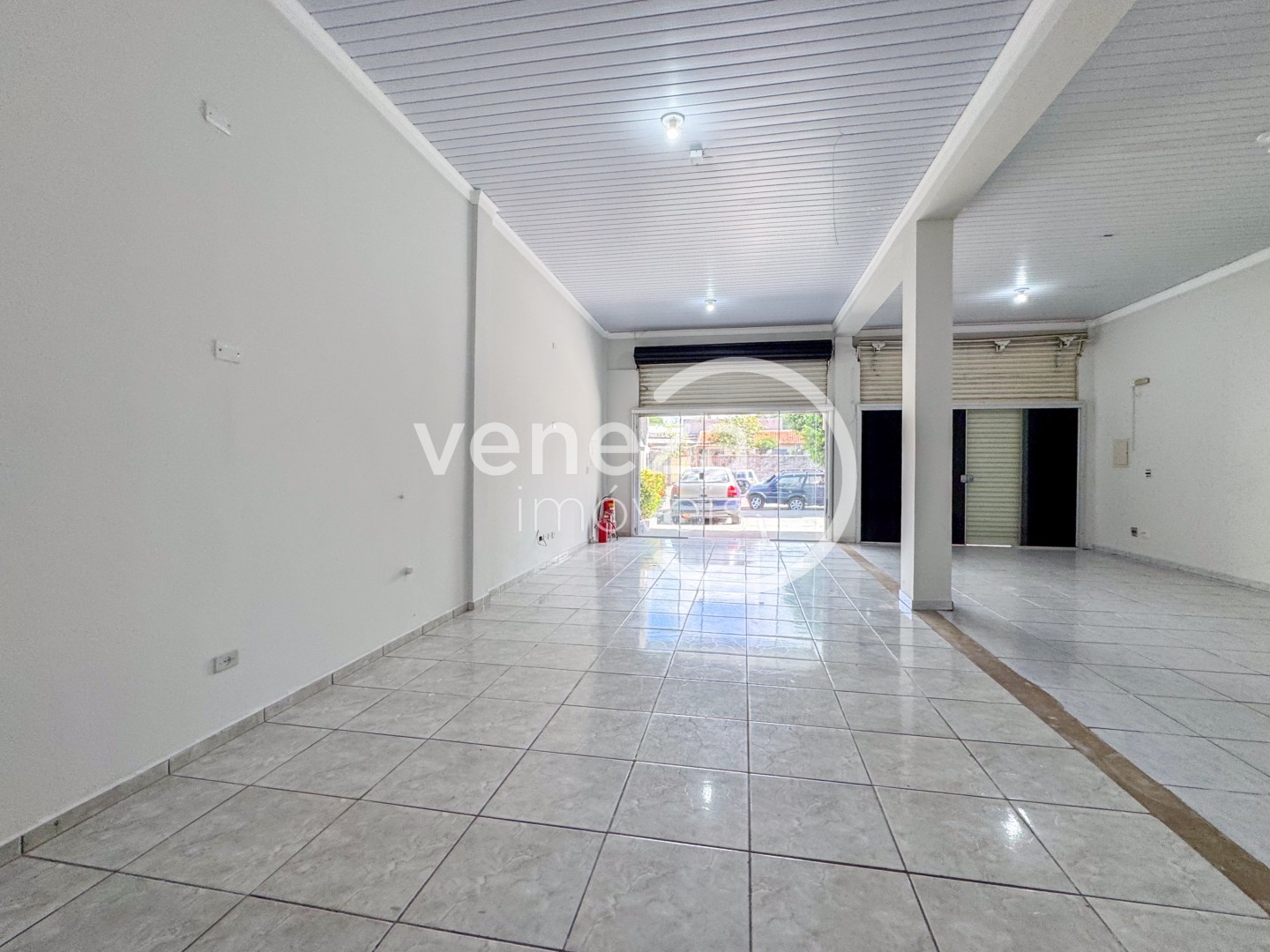 Salão-loja para locação no bairro Industrial de Londrina - Foto 15