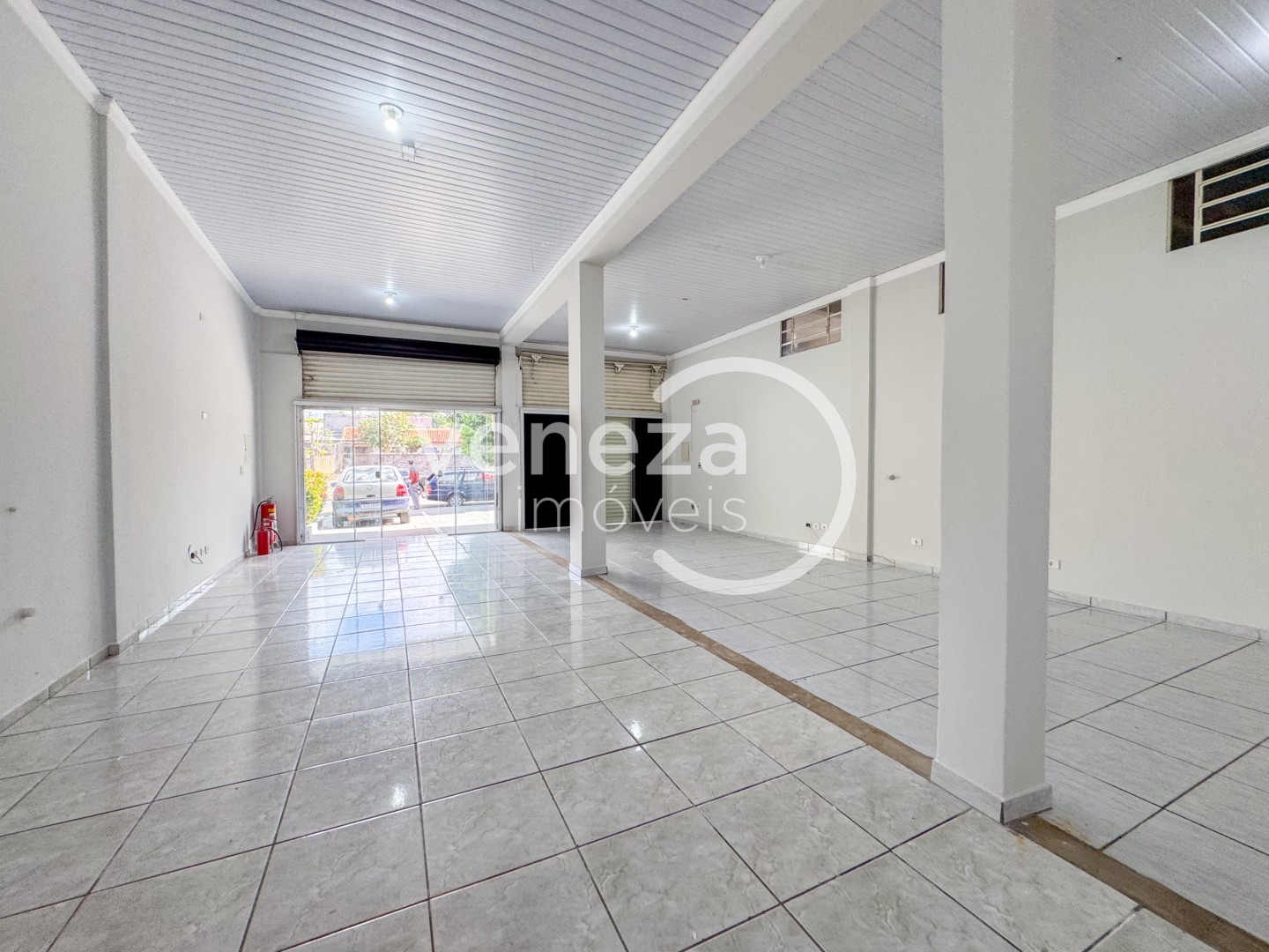 Salão-loja para locação no bairro Industrial de Londrina - Foto 16