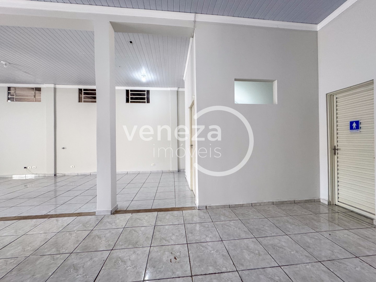 Salão-loja para locação no bairro Industrial de Londrina - Foto 18