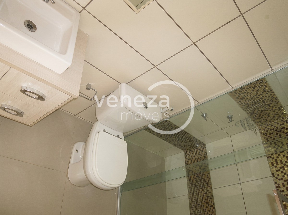 Apartamento para venda no bairro Jardim Nacoes Unidas de Londrina - Foto 8