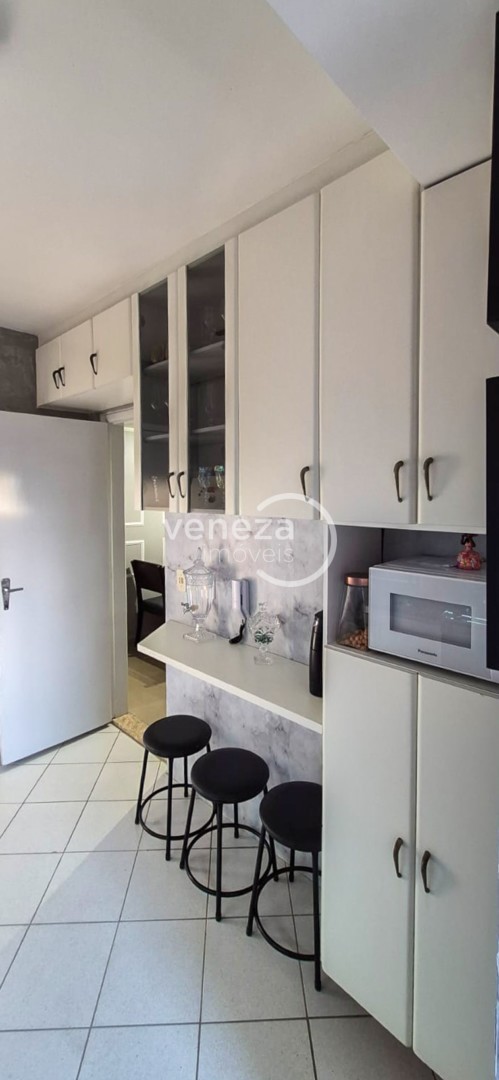 Apartamento para venda no bairro Vila Balarotti de Londrina - Foto 18