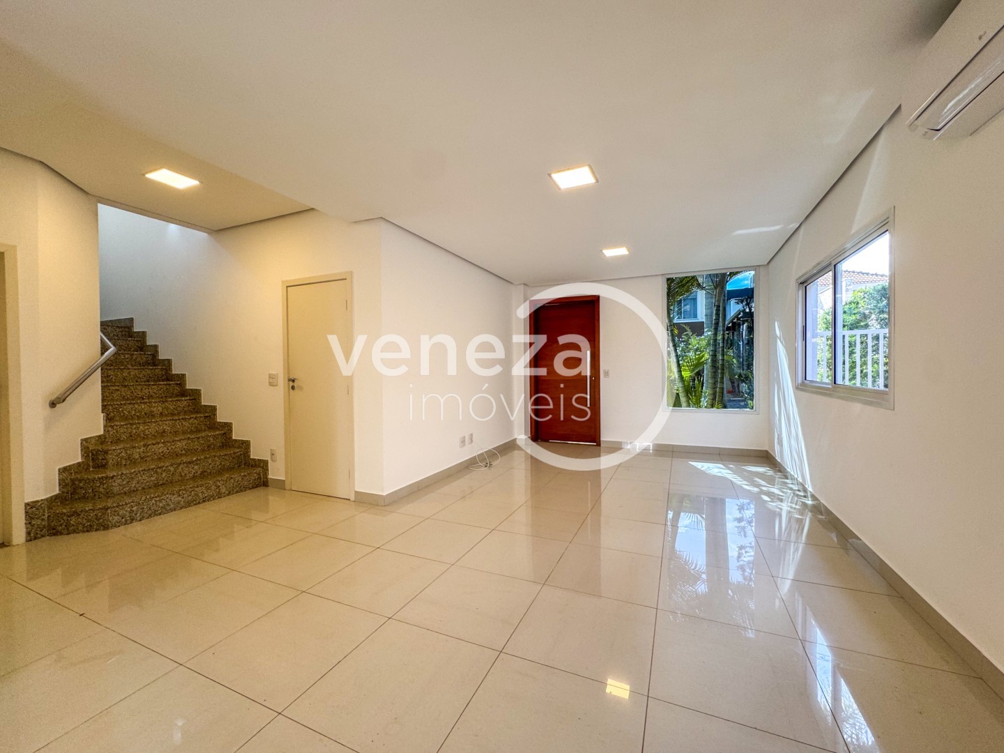 Casa Residencial para locacao no Esperanca em Londrina com 220m² por R$ 9.500