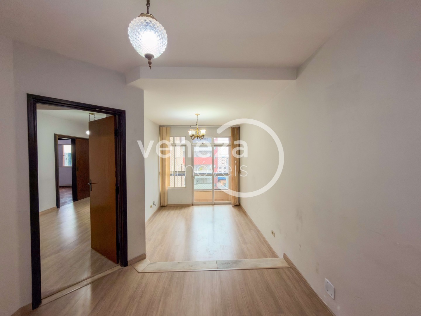 Apartamento para locacao no Centro em Londrina com 106,4m² por R$ 1.900  - Foto 2