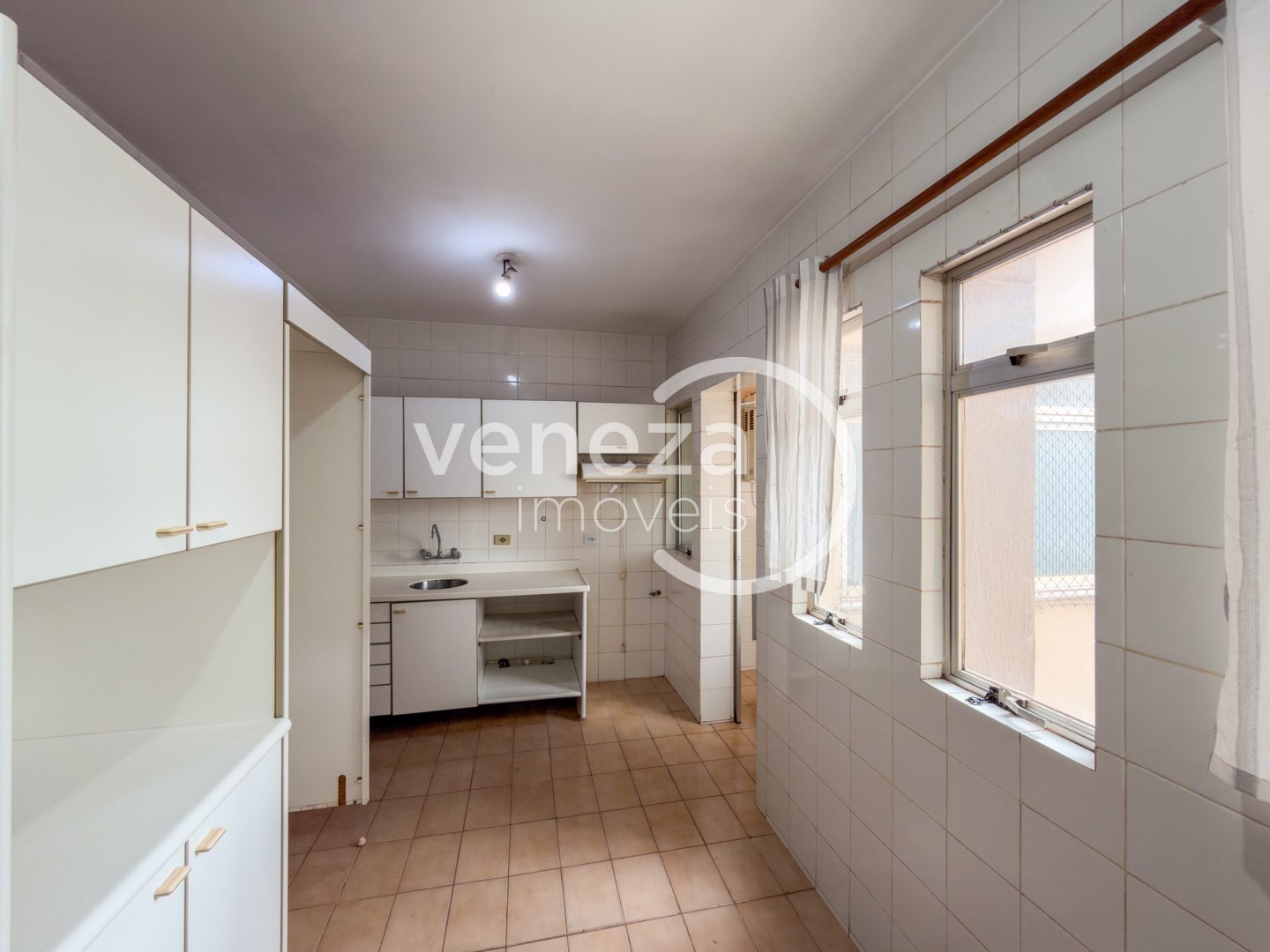 Apartamento para locação no bairro Centro de Londrina - Foto 18
