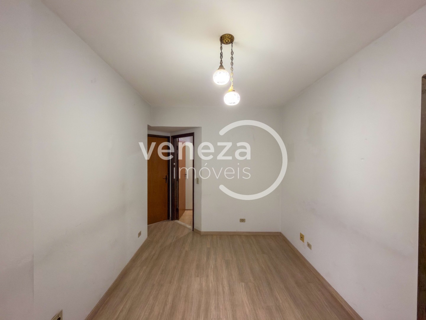 Apartamento para venda no bairro Centro de Londrina - Foto 13