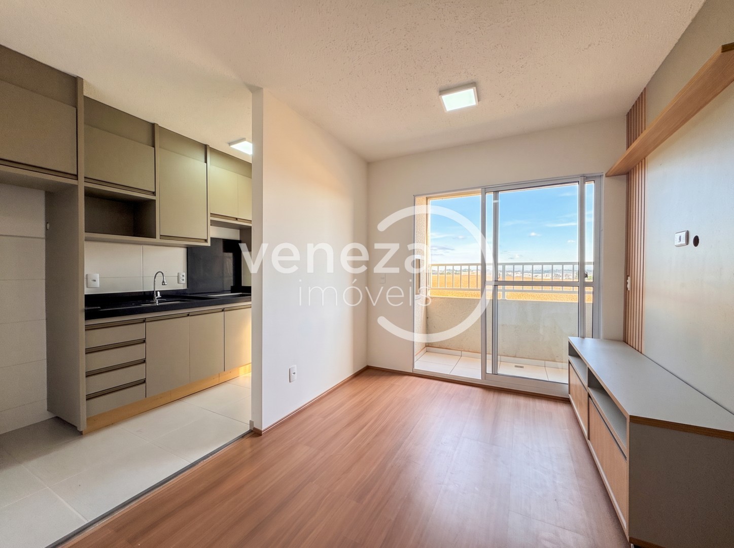 Apartamento para locação no bairro Cidade Industrial 2 de Londrina - Foto 4