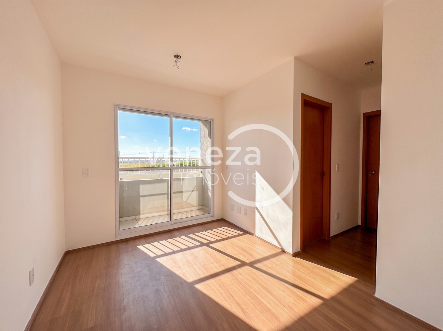 Apartamento para locação no bairro Cidade Industrial 2 de Londrina - Foto 4