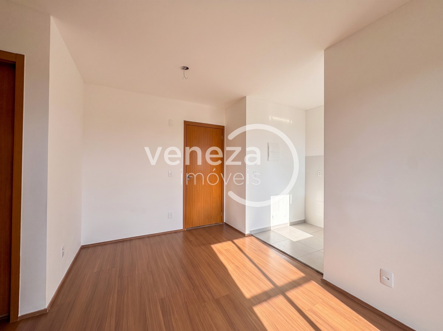 Apartamento para locação no bairro Cidade Industrial 2 de Londrina - Foto 8
