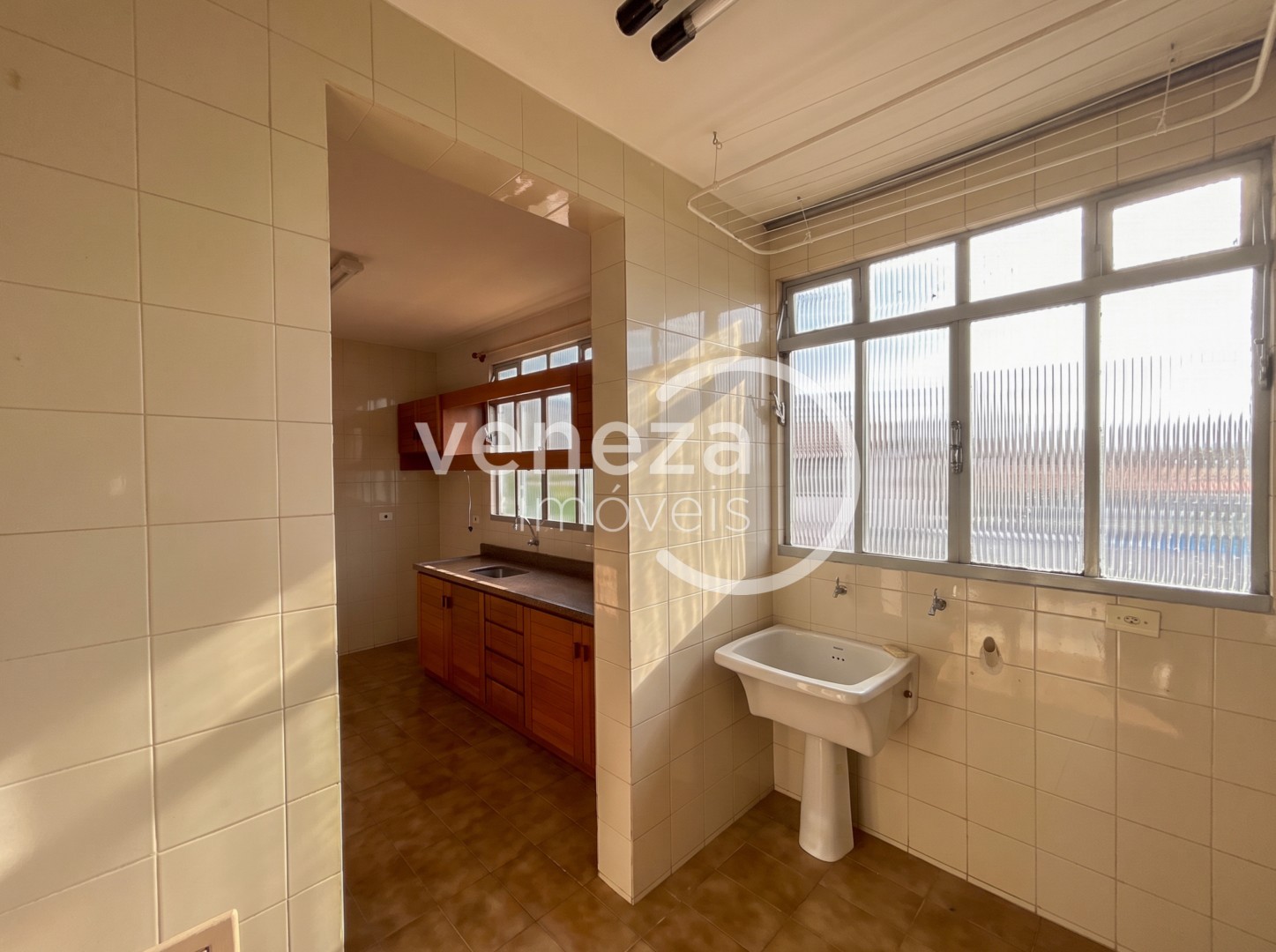 Apartamento para locação no bairro Vila Larsen 1 de Londrina - Foto 19