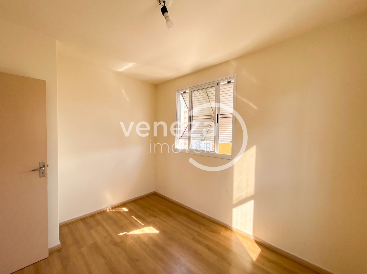 Apartamento para locação no bairro Vila Larsen 1 de Londrina - Foto 12