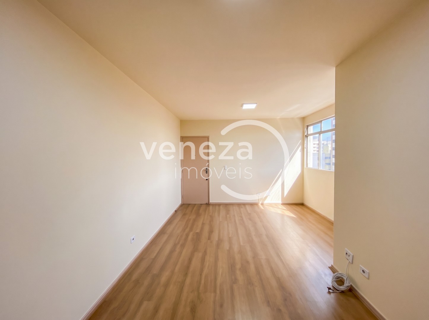 Apartamento para locação no bairro Vila Larsen 1 de Londrina - Foto 4