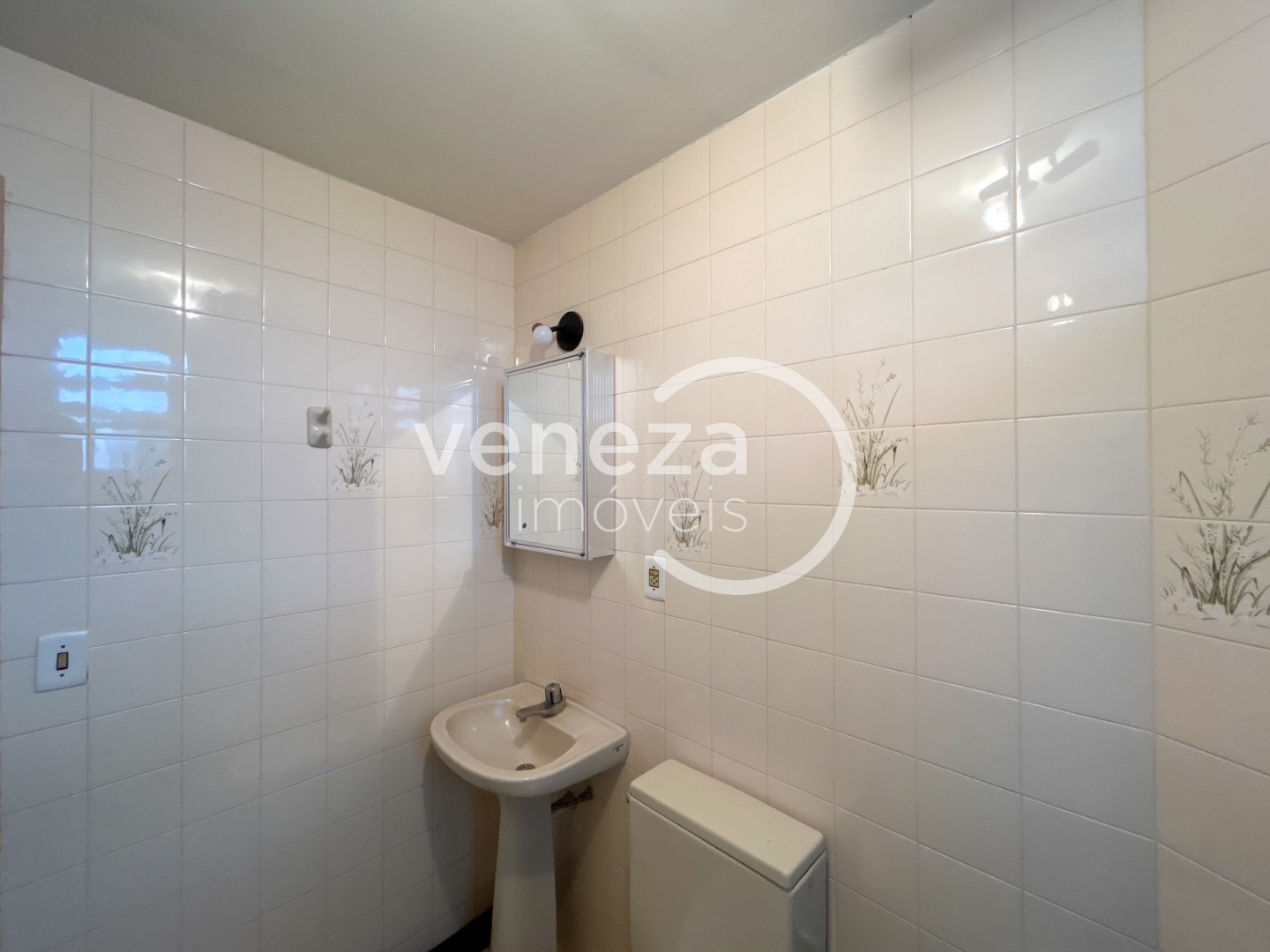 Apartamento para locação no bairro Vila Larsen 1 de Londrina - Foto 10