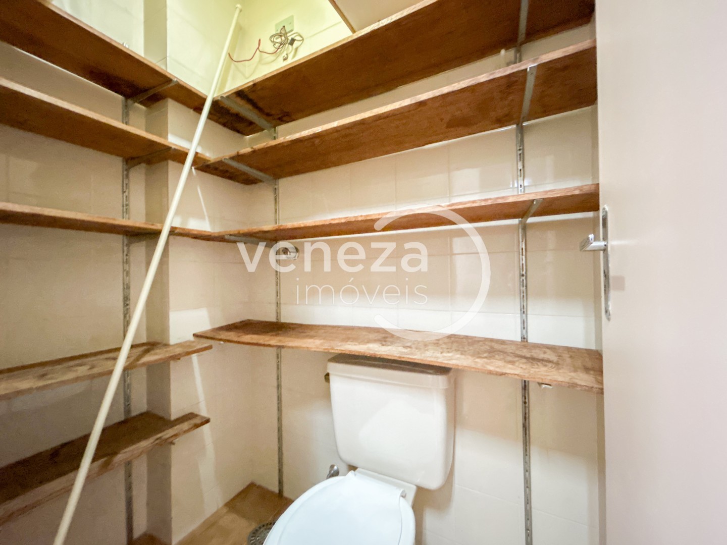 Apartamento para locação no bairro Vila Larsen 1 de Londrina - Foto 21