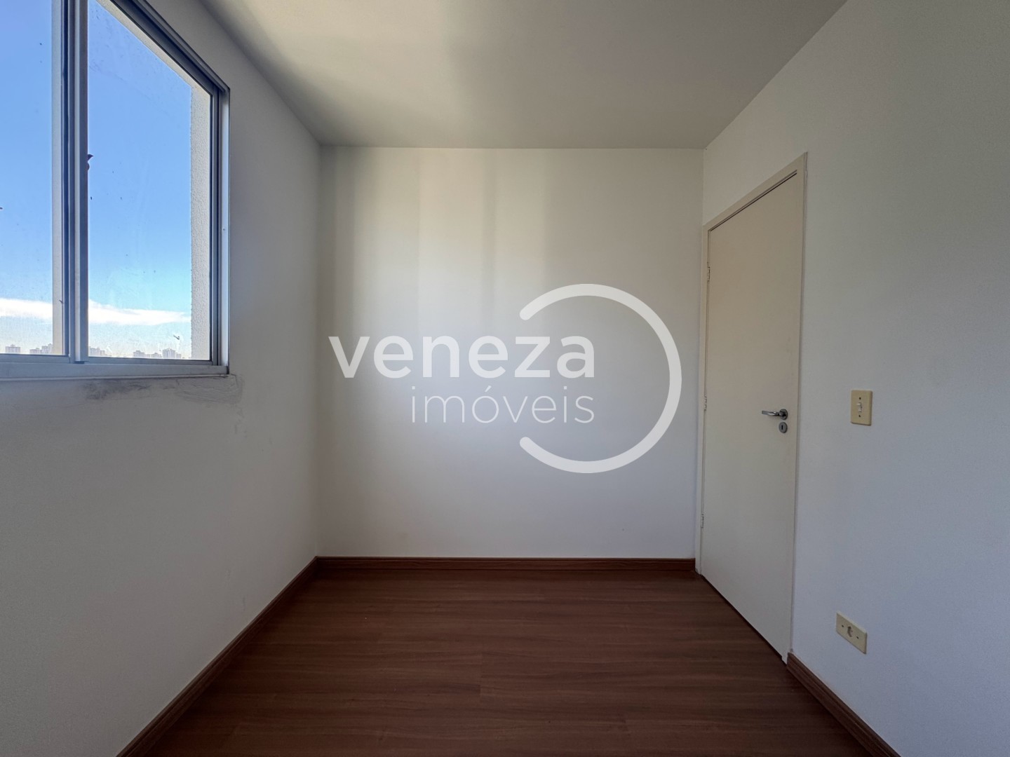 Apartamento para venda no bairro Gleba Fazenda Palhano de Londrina - Foto 8