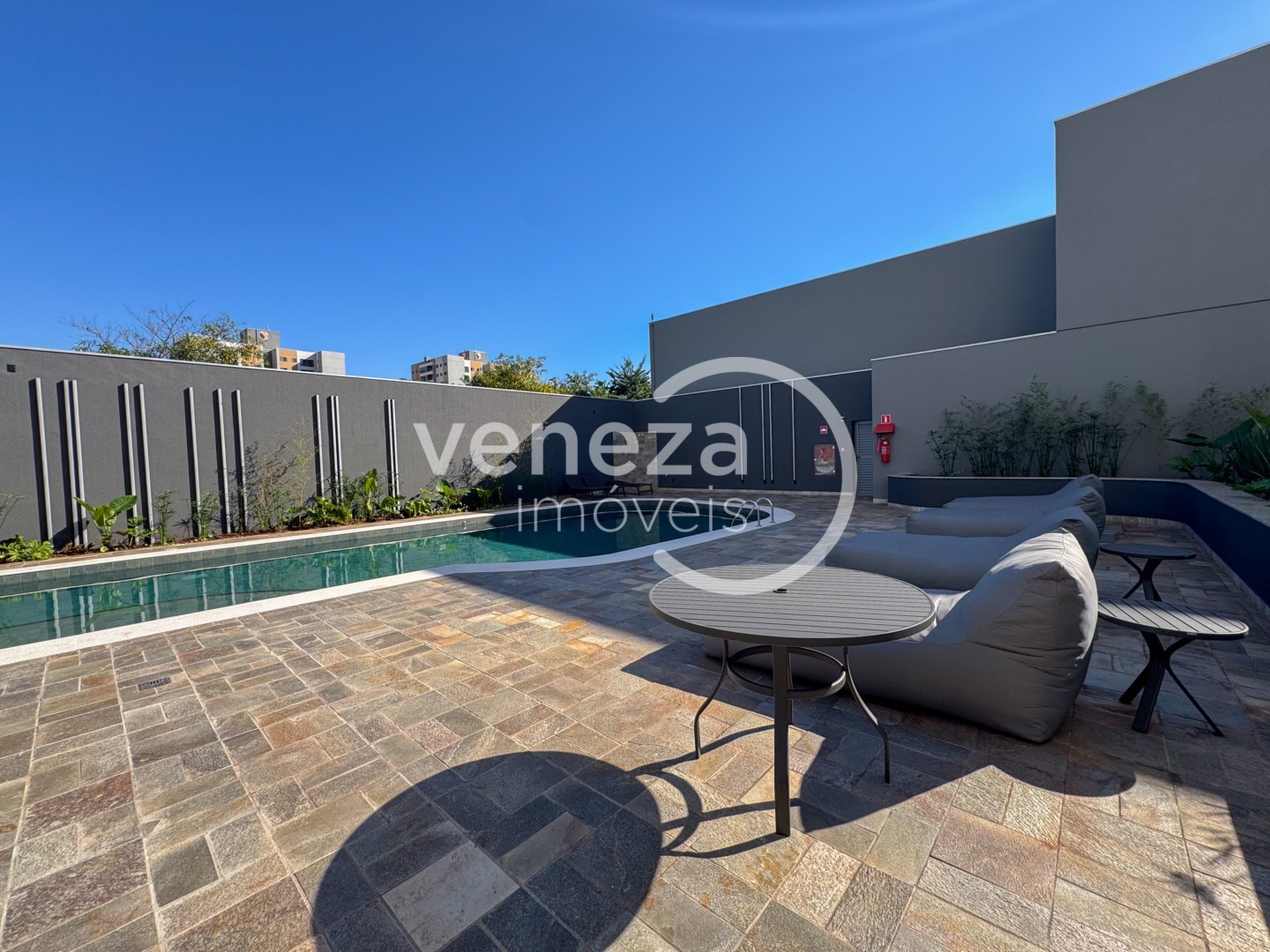 Apartamento para venda no bairro Gleba Fazenda Palhano de Londrina - Foto 6
