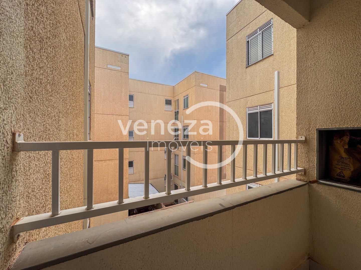 Apartamento para locação no bairro Cidade Industrial 2 de Londrina - Foto 6