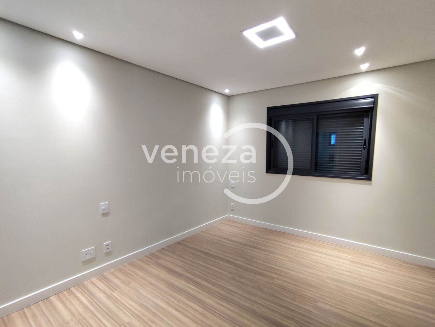 Apartamento para venda no bairro Centro de Londrina - Foto 9