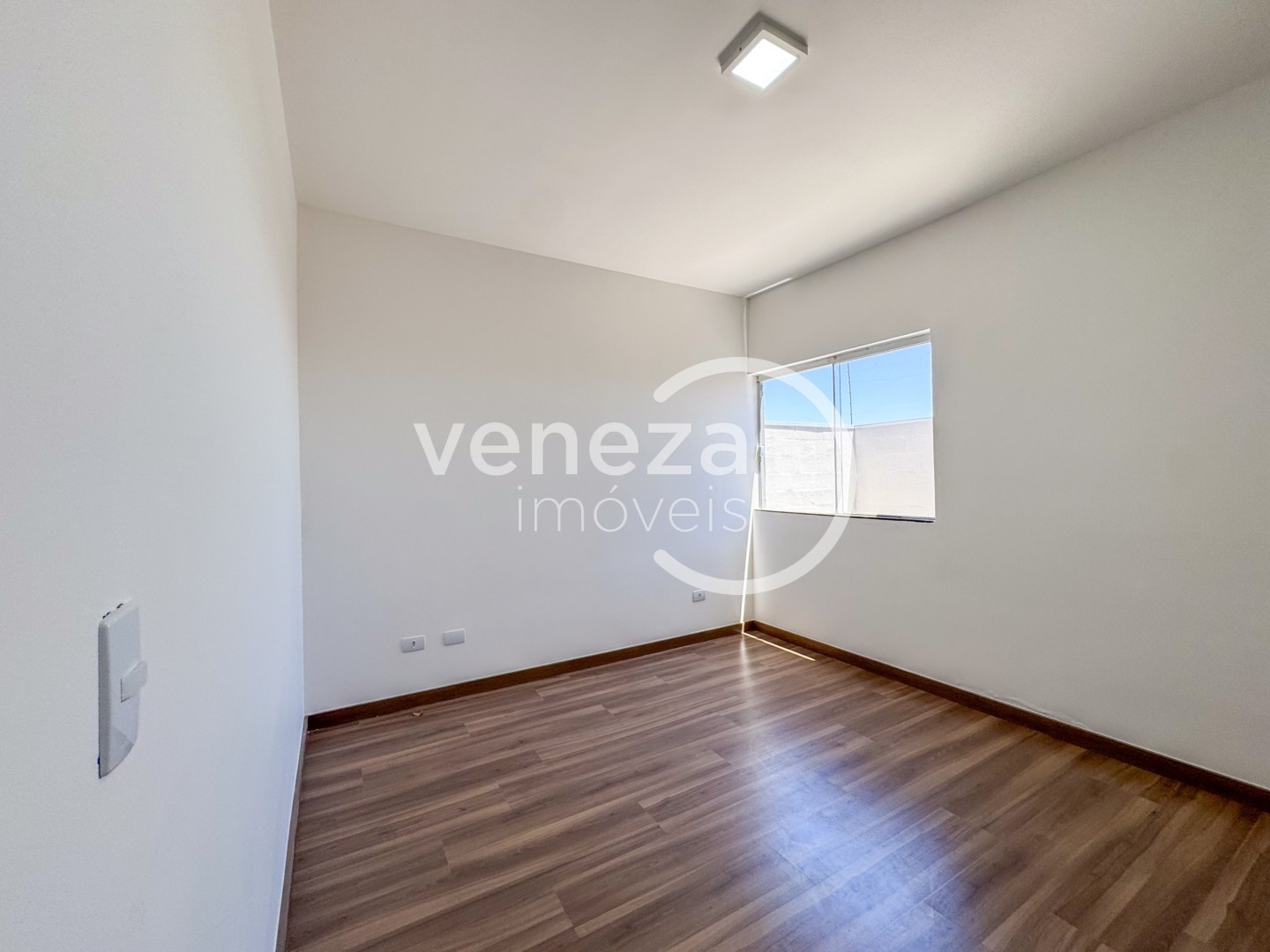 Casa Residencial para locação no bairro Residencial Santa Rita V de Londrina - Foto 6