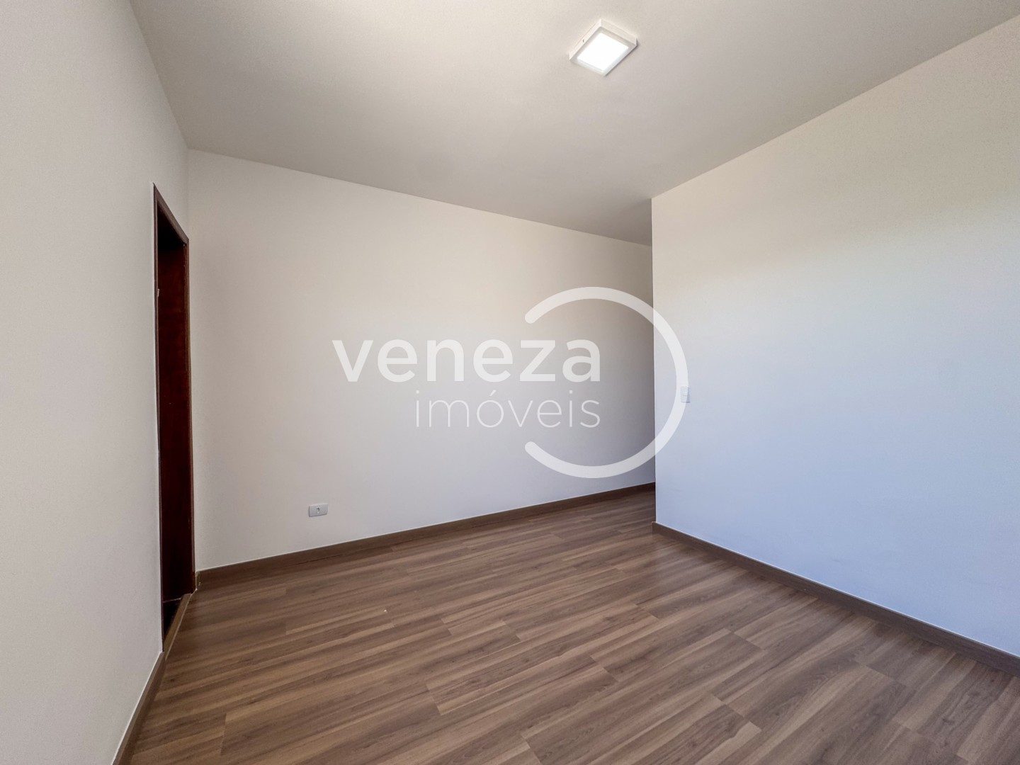 Casa Residencial para locação no bairro Residencial Santa Rita V de Londrina - Foto 9