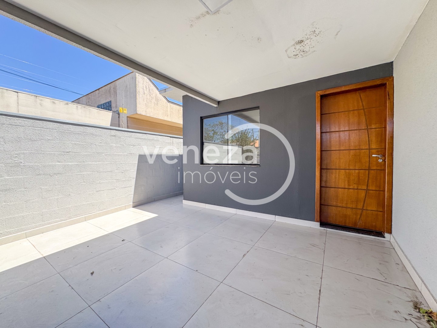Casa Residencial para locacao no Residencial Santa Rita V em Londrina com 80m² por R$ 1.350