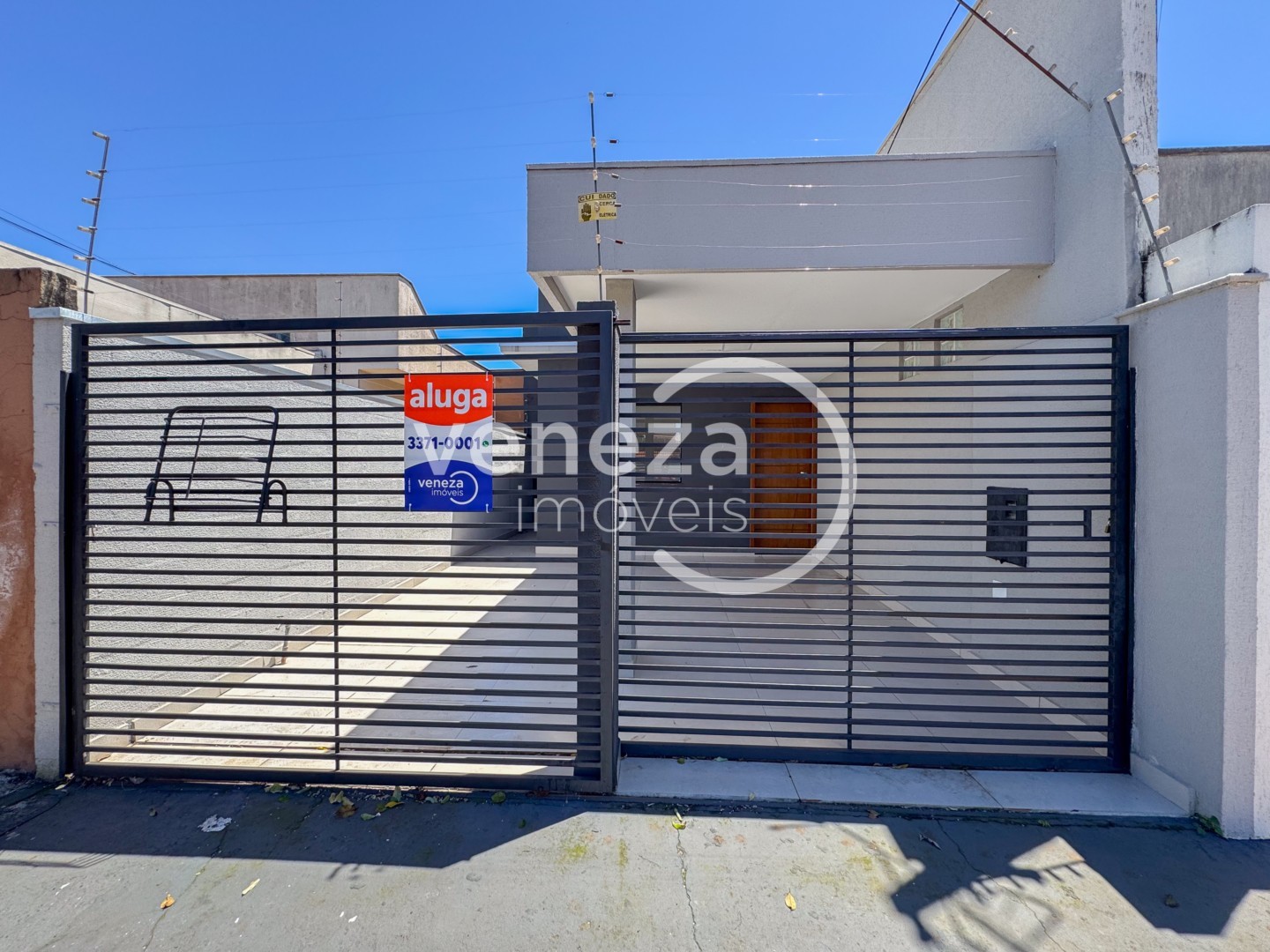 Casa Residencial para locacao no Residencial Santa Rita V em Londrina com 80m² por R$ 1.350