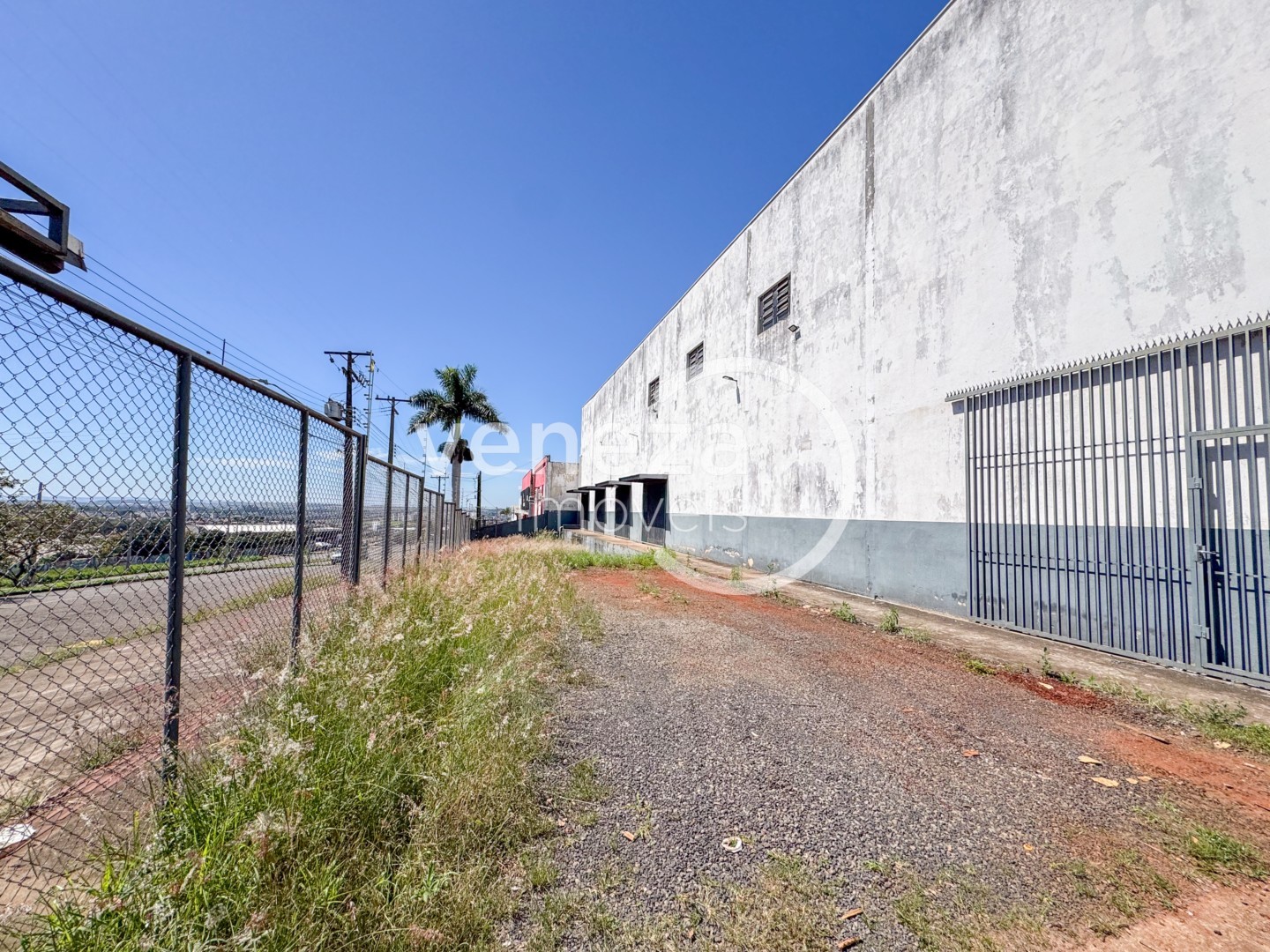 Barracão para locação no bairro Parque Industrial Jose Belinati de Londrina - Foto 17