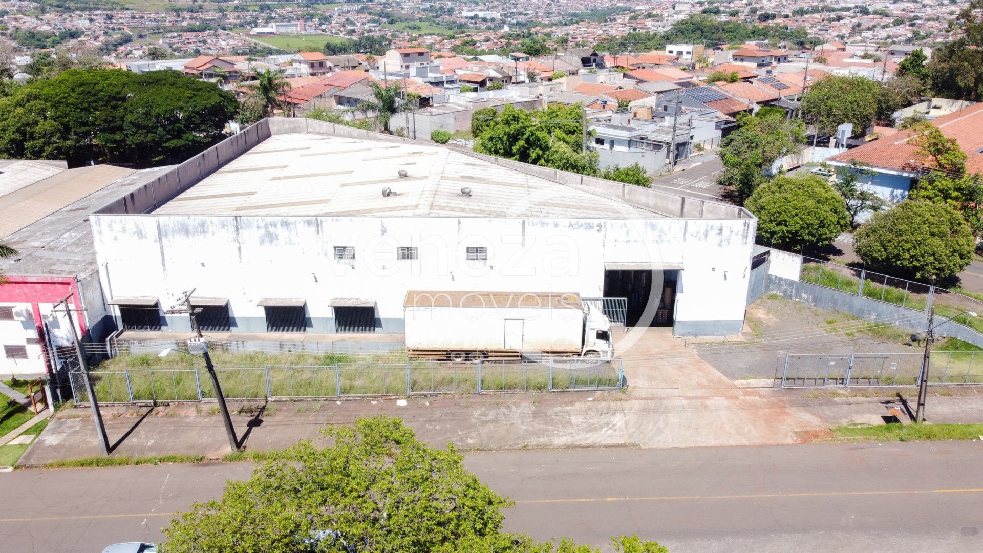 Barracão para locação no bairro Parque Industrial Jose Belinati de Londrina - Foto 21