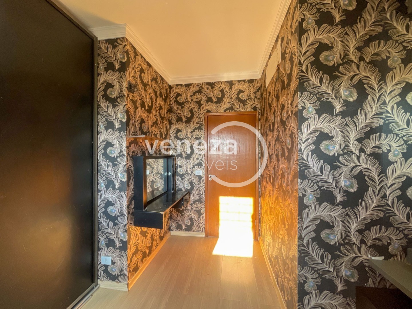 Casa Residencial para locação no bairro Jardim Continental de Londrina - Foto 9